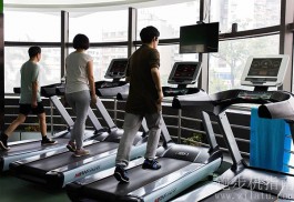 跑步机一天跑30分钟能减肥吗？能减肥但也要控制饮食